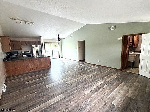 2nd image of 3701 Austin Rd