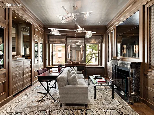 Sold by Sotheby's International Realty | media 23