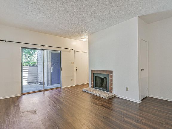5th image of 7071 N Holiday Dr