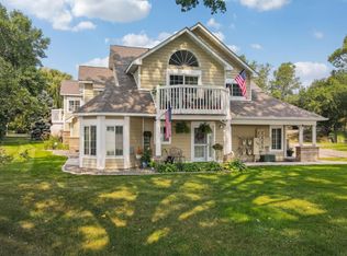 Hazeltine Shores, Chaska, MN 55318