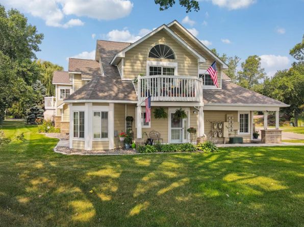 Hazeltine Shores | 3456 Lake Shore Dr, Chaska, MN