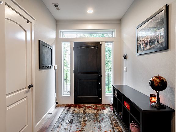 3rd image of 8001 NE 16th St