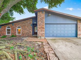 18211 Navajo Trail Dr, Spring, TX 77388