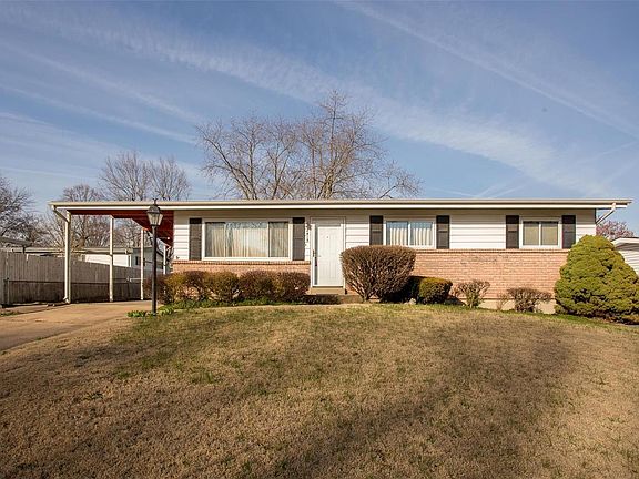 3rd image of 2415 Flamingo Dr