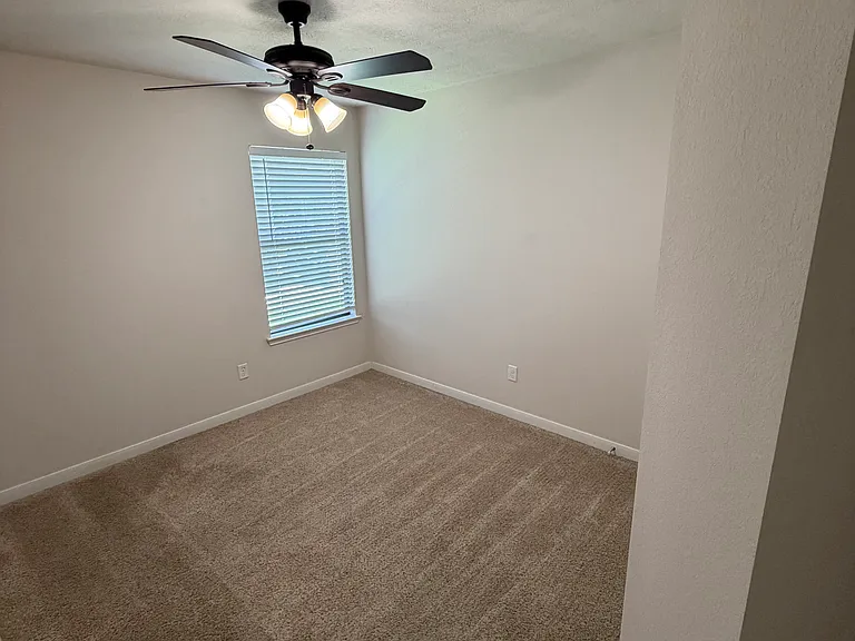 2738 Silver Oak Dr — Photo 13