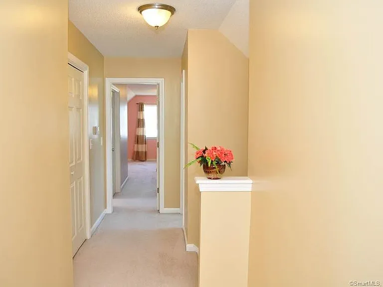 51 Steeple View Dr — Photo 2