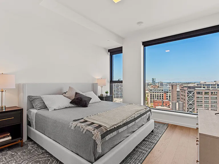 Residences at 11W — Photo 9