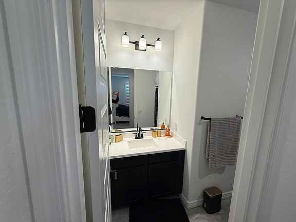 4th image of 10156 W Vale Dr