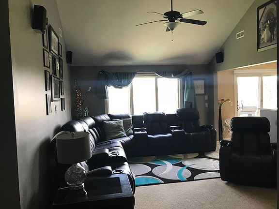 5th image of 207 Ballenshire Ln