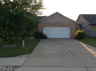 2821 Dryden Dr, Springfield, IL 62711