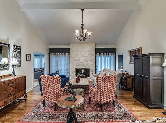 4th image of 12533 Elm Country Ln