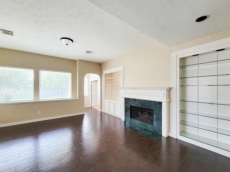 914 Ivory Ridge Ln — Photo 24