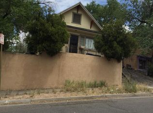 304 Sycamore St NE, Albuquerque, NM 87106