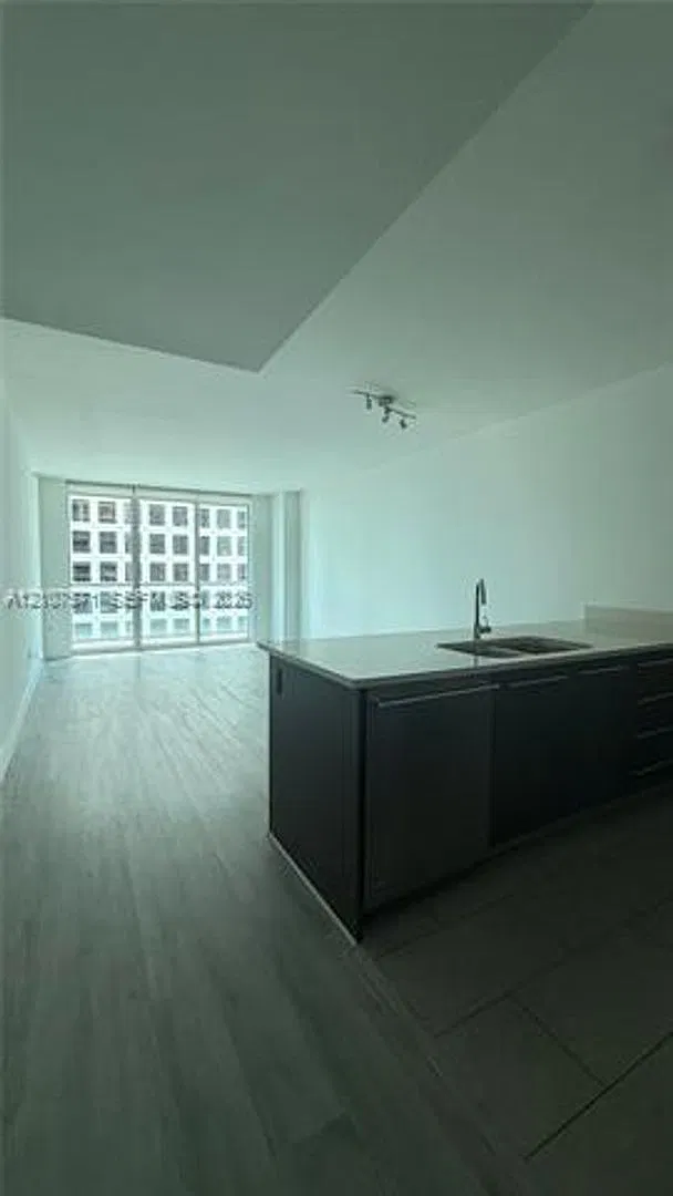 500 Brickell Ave cu-2808, Miami, FL 33131 — Photo 3