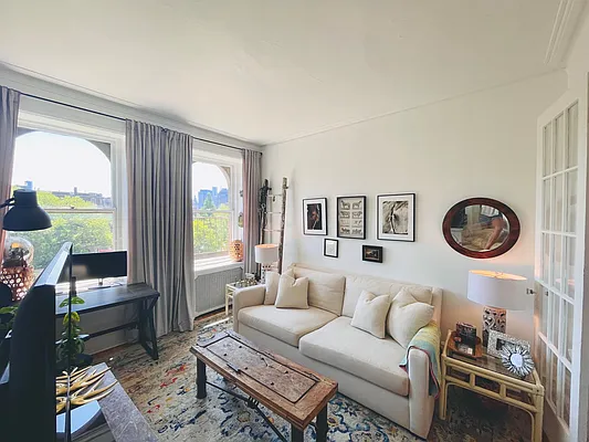 Rented by Corcoran | media 19