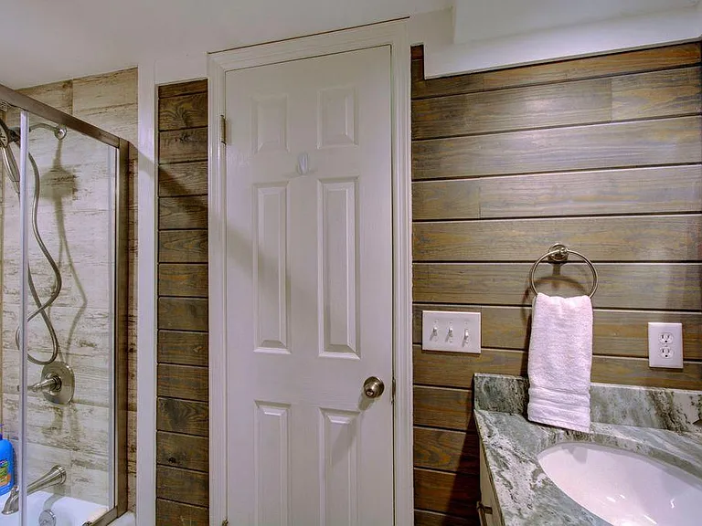 915 Wimbledon Dr — Photo 25