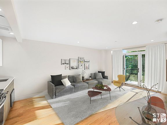 3rd image of 290 Tompkins Ave APT 2C