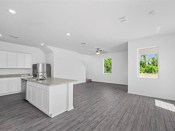 6th image of this home