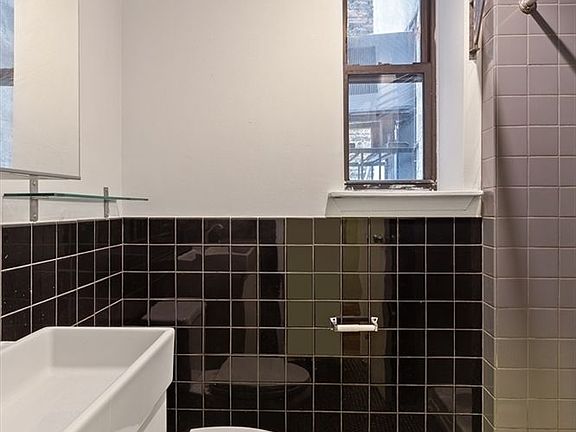 3rd image of 97 Avenue B #1C