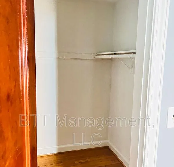 8505 Greenwood Ave #302 — Photo 20