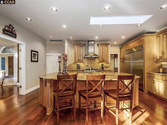 4th image of 5046 Blackhawk Dr