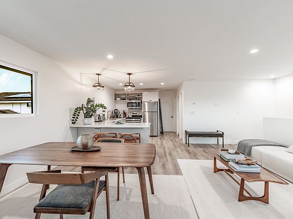 3rd image of 2890 Sailor Ave #A