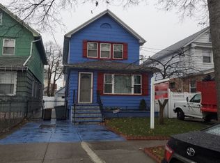 9029 209th St, Jamaica, NY 11428