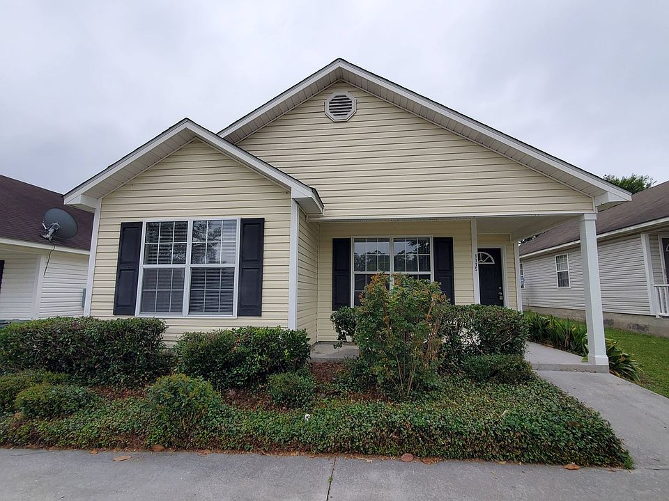 1st image of 1335 Edgewood Dr