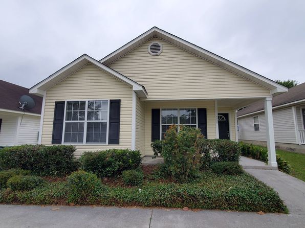 1335 Edgewood Dr