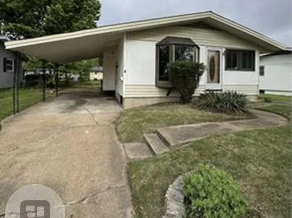 10433 Hobkirk Dr, Saint Louis, MO 63137