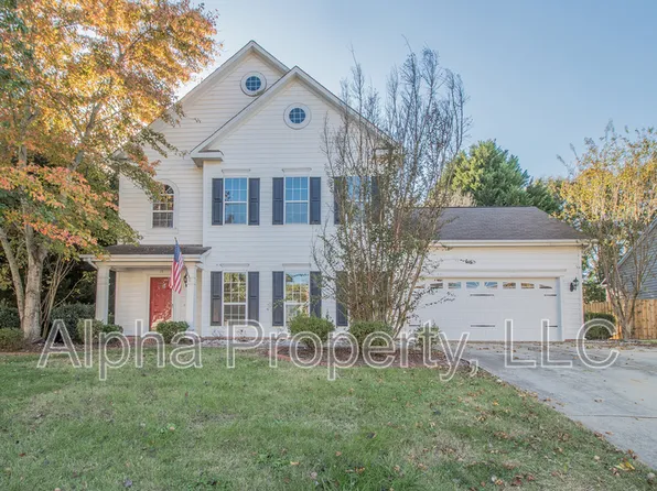 18 Crossvine Way, Simpsonville, SC 29680
