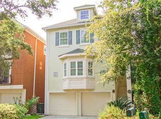 8 Henry Ln, Hilton Head Island, SC 29928