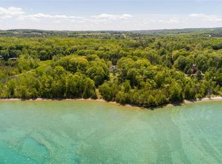 981 Townline Rd, Charlevoix, MI 49720