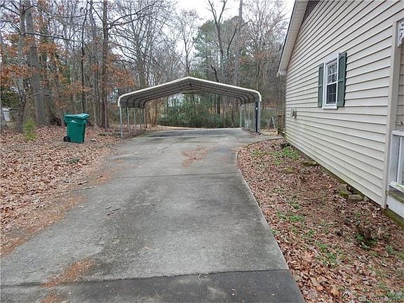 2nd image of 2200 Carter Dr