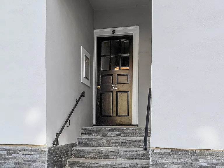 2-44 Dana St — Photo 26