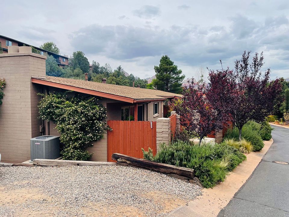 1st image of 230 Arroyo Sienna Dr