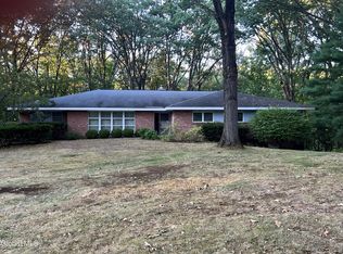 15 N Sage Hill Ln, Menands, NY 12204