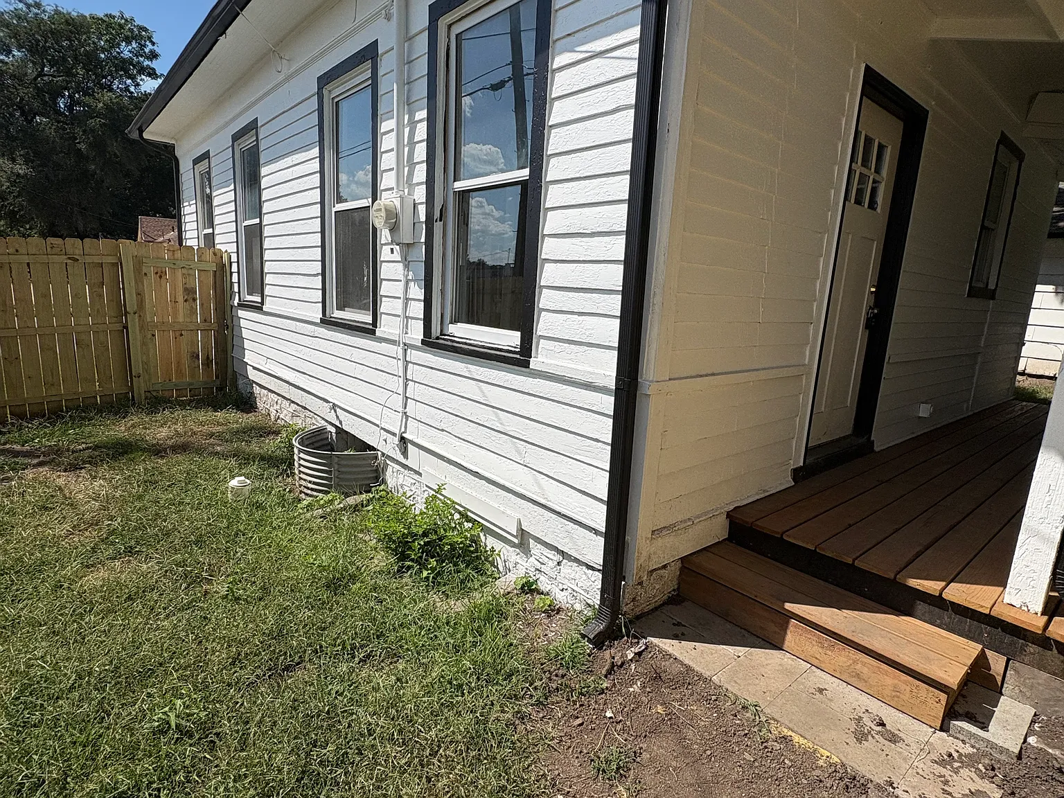 2 bed, $1,150 — Photo 4