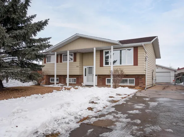 3505 42nd St, Leduc, AB T9E 6A7