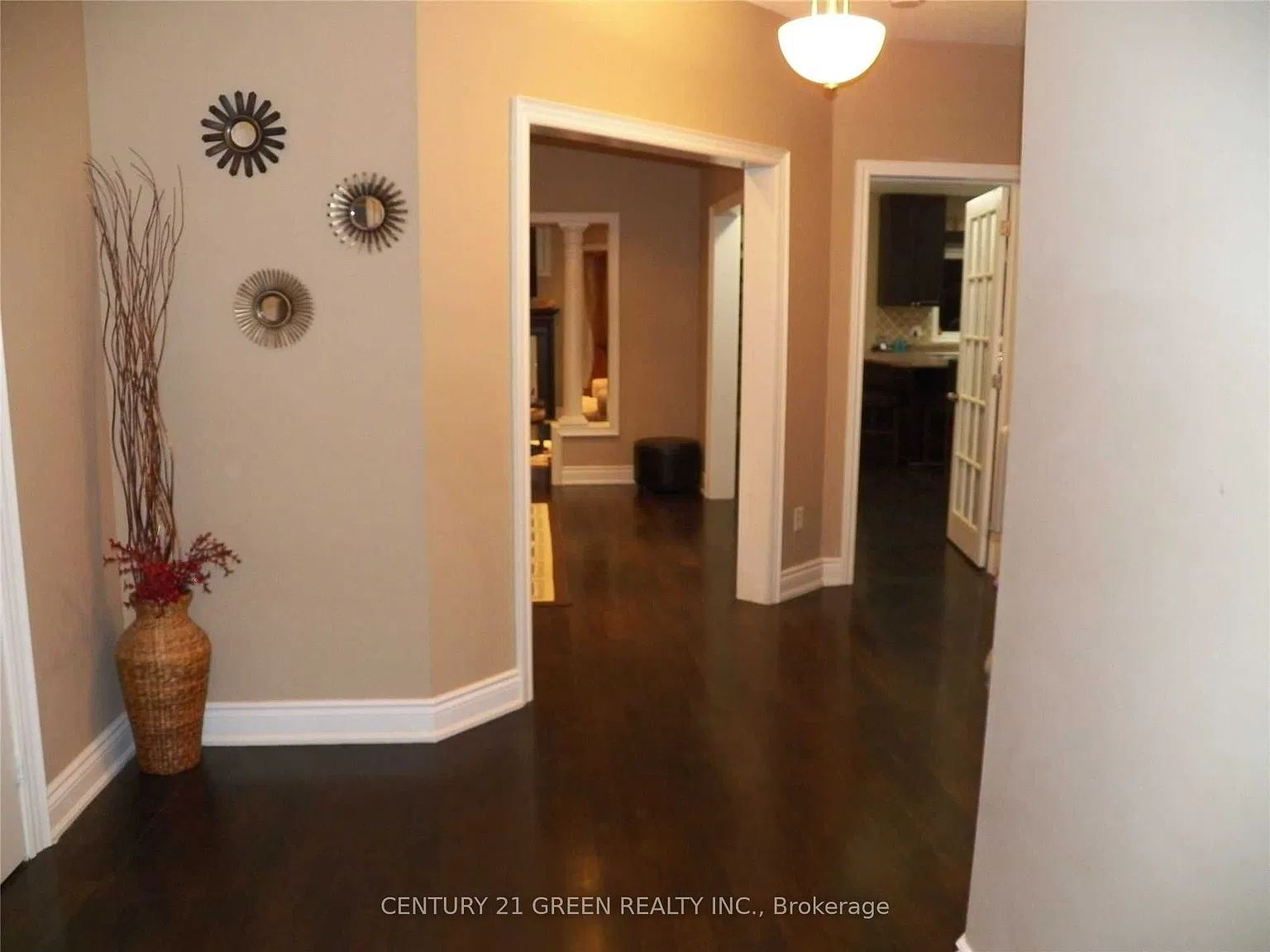 4 bed, $3,700 — Photo 2
