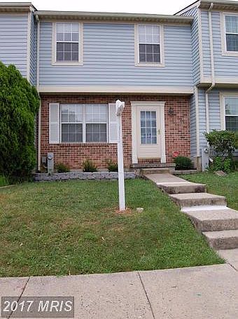 1st image of 913 N Olive Branch Ct
