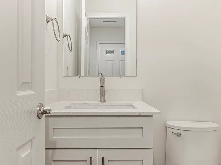 509 Forsythia Ln — Photo 13