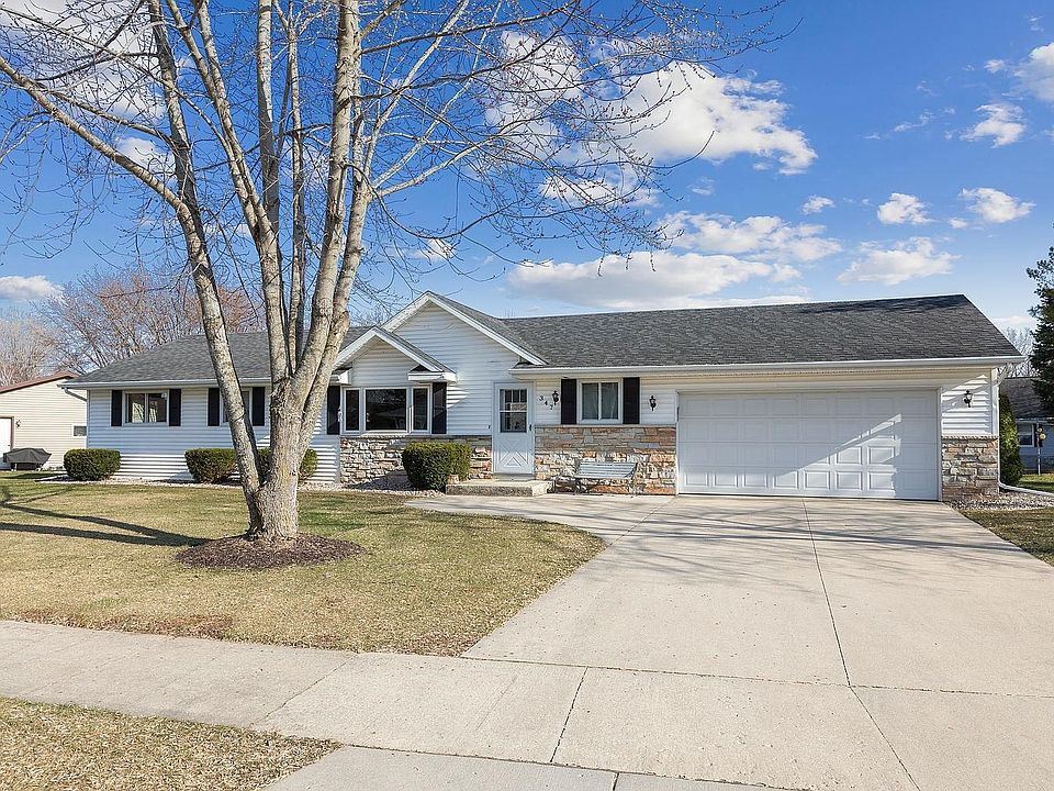1st image of 347 Bentwood Dr