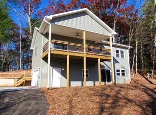 83 Caledonia Dr, Franklin, NC 28734