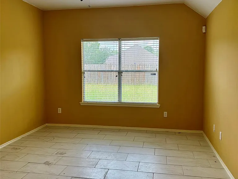5111 Caymus Dr — Photo 6