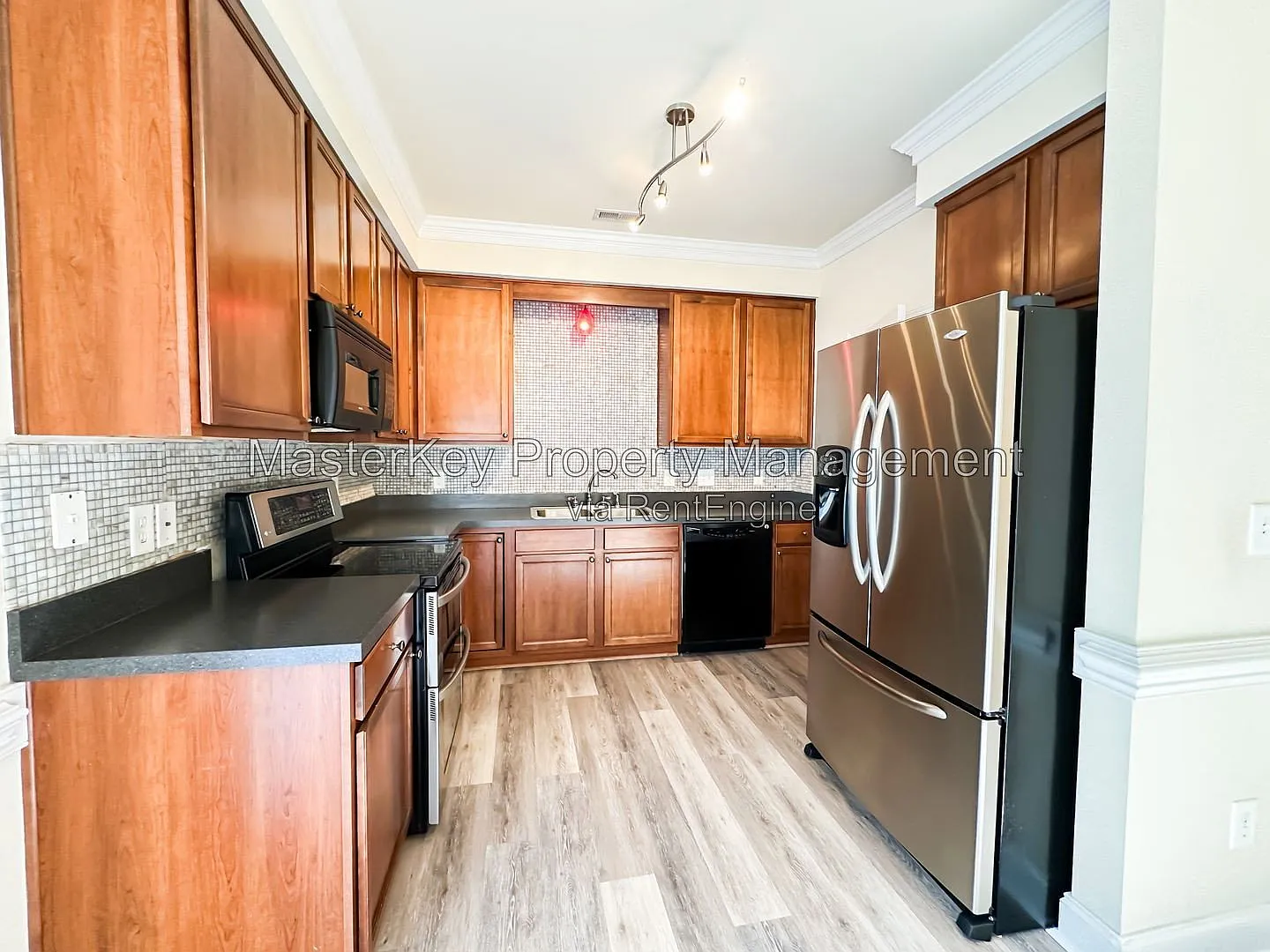 2 bed, 2.5 bath, 1400 sqft, $1,795 — Photo 4