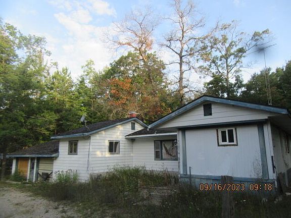 4th image of 3382 Hillwood Dr
