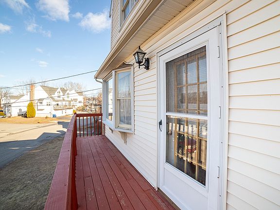 4th image of 26 Mahogany Run Unit 26