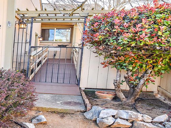 3rd image of 23685 Marble Quarry Rd Unit 22