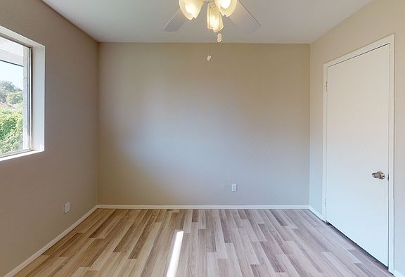5th image of 960 S Mara Dr #1